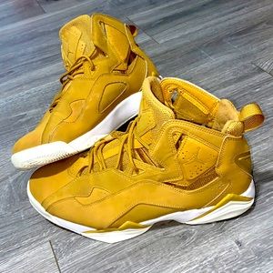 Mens Air Jordan True Flight Golden Harvest